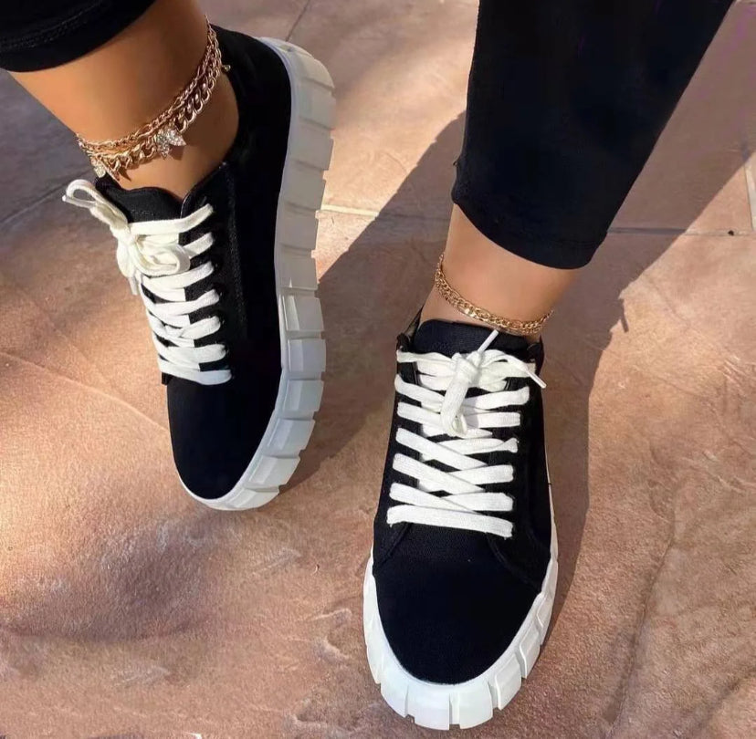 Thick Bottom Causal Sneakers